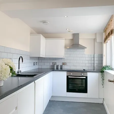 Duplex 2-Bedroom Apartment In Liverpool Centre Exterior photo