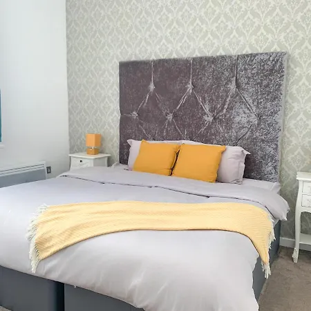 Duplex 2-Bedroom Apartment In Liverpool Centre Exterior photo