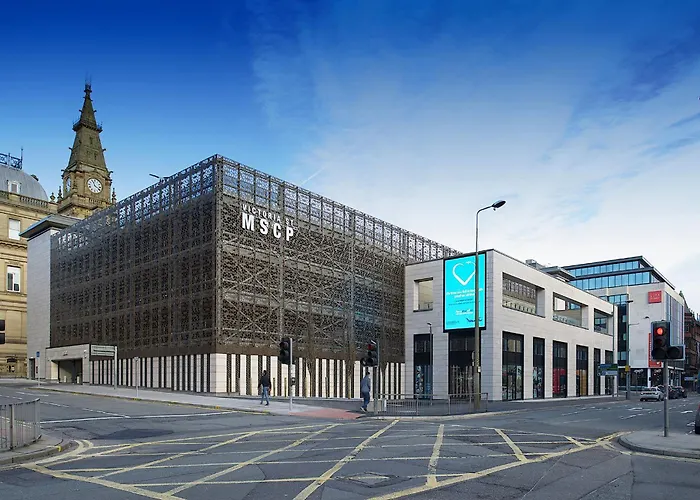 Duplex 2-bedroom apartment in Liverpool centre